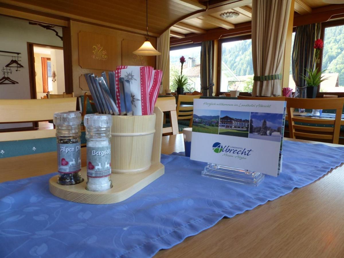 Landhotel Albrecht Missen-Wilhams Esterno foto